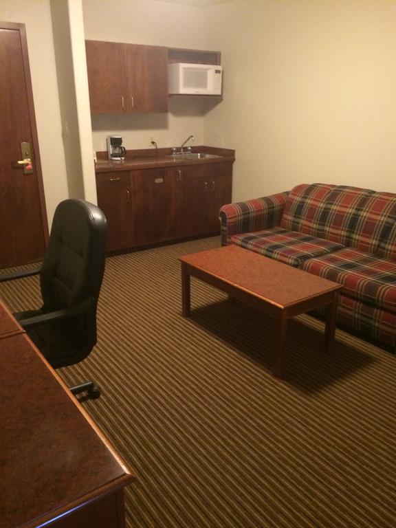 Foxwood Inn And Suites Fox Creek Kamer foto