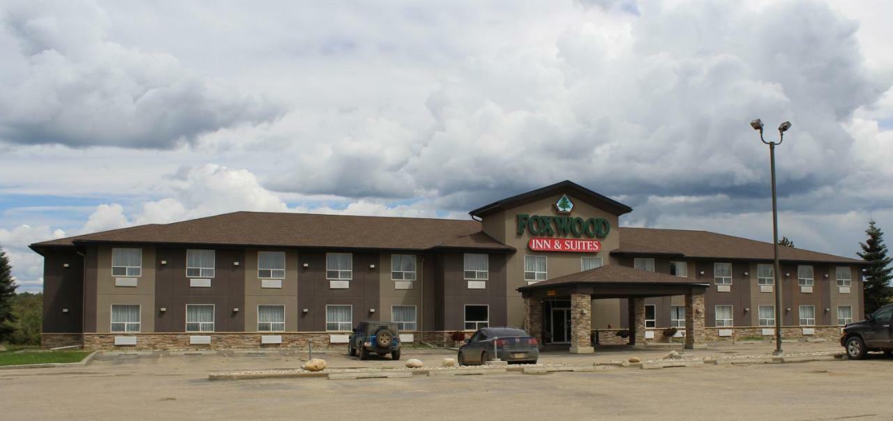Foxwood Inn And Suites Fox Creek Buitenkant foto